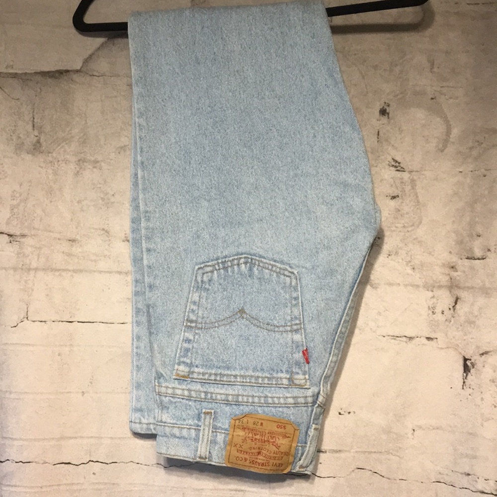 New Levi’s 550 blue jeans